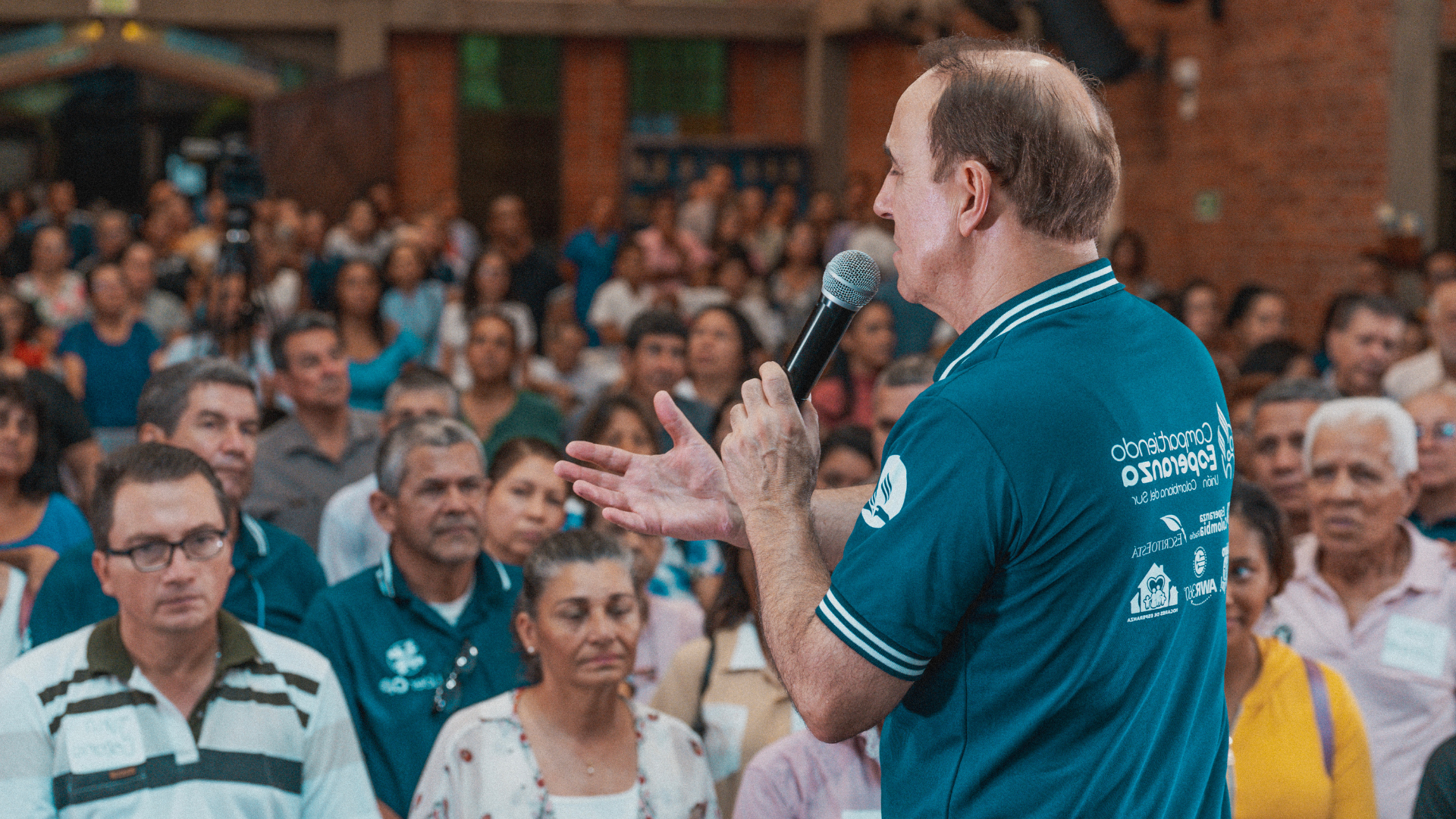 Bienvenida a nuevos visitantes de la Iglesia Adventista